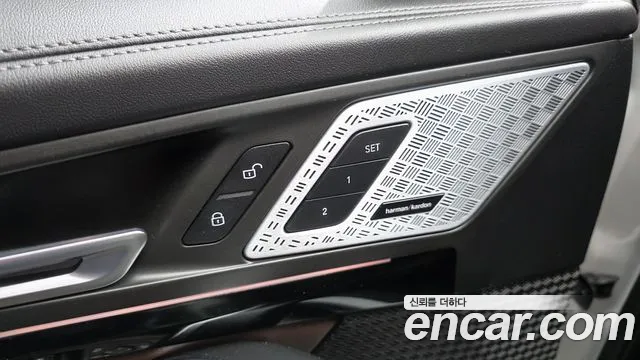 BMW X1 2025 thumb 11