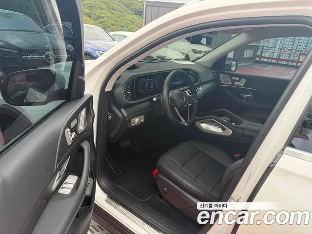 Mercedes-Benz GLE 2025 thumb 4