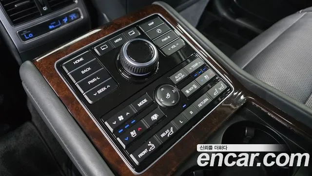 Hyundai Equus 2013 thumb 9