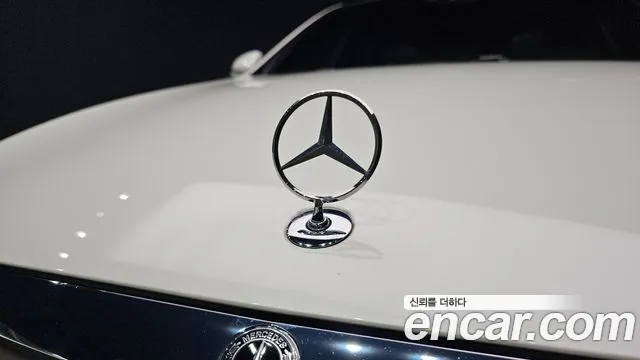 Mercedes-Benz S-Класс 2018 thumb 7