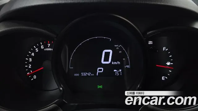Kia Ray 2015 thumb 9