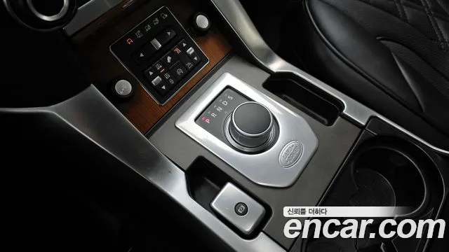 Land Rover Discovery 2014 thumb 11