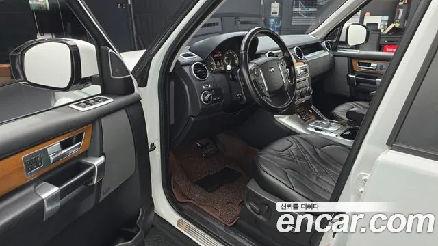 Land Rover Discovery 2014 thumb 7