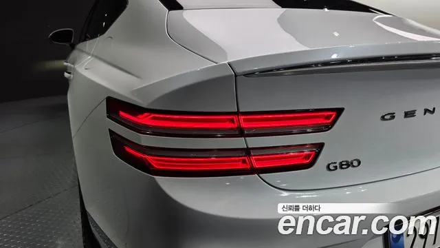 Genesis G80 2025 thumb 8