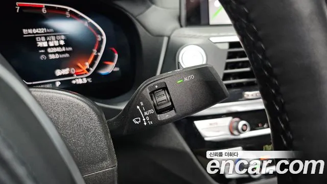BMW X4 2020 thumb 6