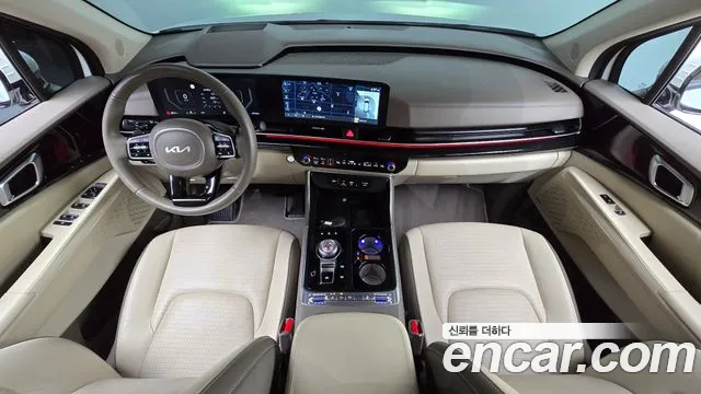 Kia Carnival 2024 thumb 4