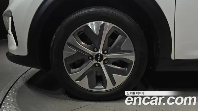 Kia Niro 2022 thumb 2