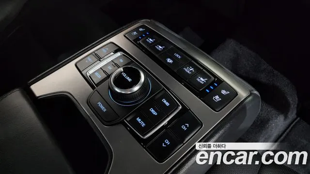 Hyundai Genesis 2014 thumb 6
