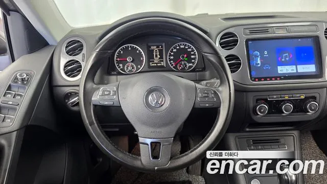 Volkswagen Tiguan 2012 thumb 9