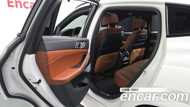 BMW X6 2023 thumb 12
