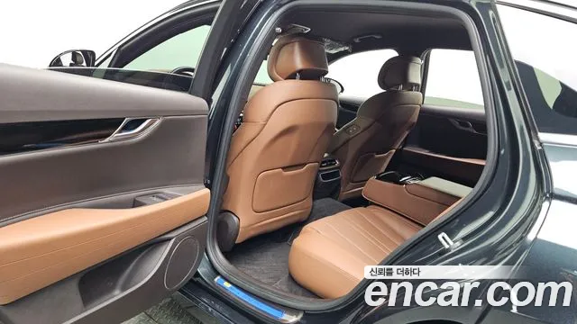 Genesis G80 2023 thumb 11