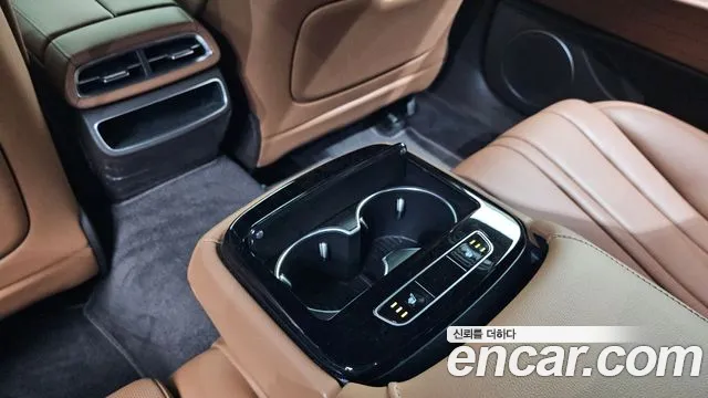 Genesis G80 2023 thumb 3