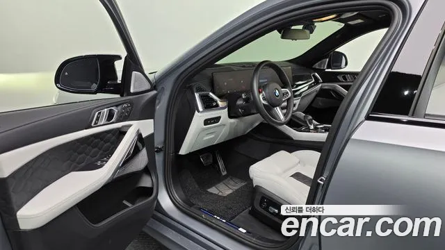 BMW X6M 2025 thumb 8