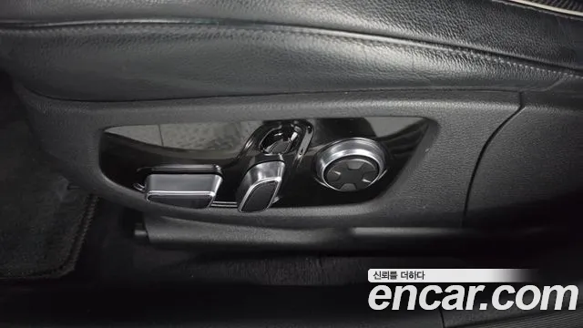 Kia K9 2018 thumb 6