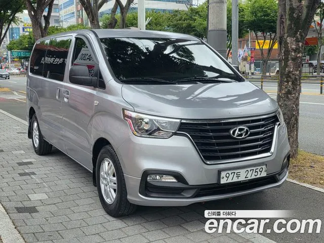 Hyundai Starex 2018 thumb 5