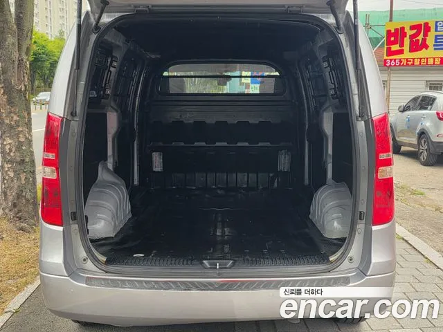 Hyundai Starex 2018 thumb 12