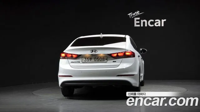Hyundai Avante 2015 thumb 4