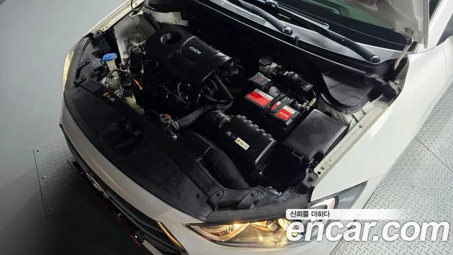 Hyundai Avante 2015 thumb 12
