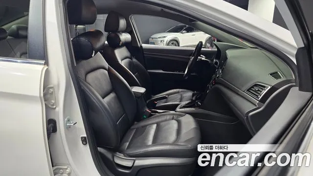 Hyundai Avante 2015 thumb 2
