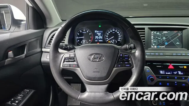 Hyundai Avante 2015 thumb 3