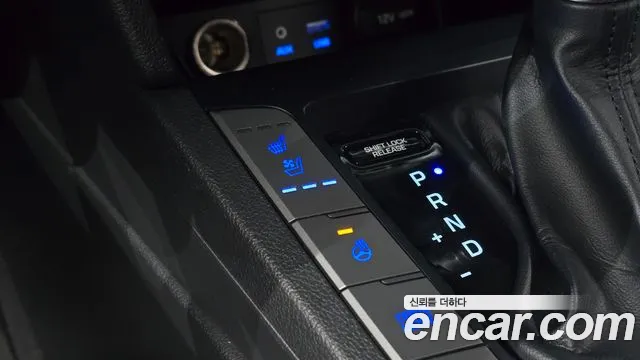 Hyundai Avante 2015 thumb 8