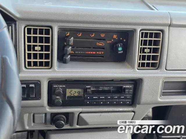 Chevrolet labo 2006 thumb 6