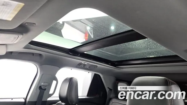Ford Explorer 2020 thumb 2