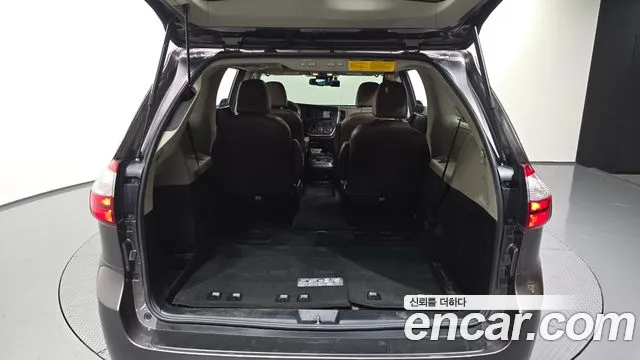 Toyota Sienna 2019 thumb 10