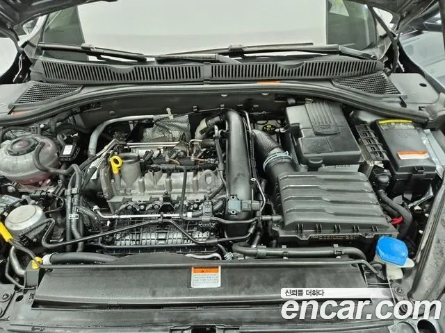 Volkswagen Jetta 2020 thumb 4