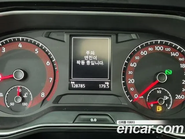 Volkswagen Jetta 2020 thumb 2