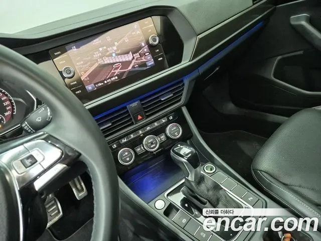 Volkswagen Jetta 2020 thumb 9
