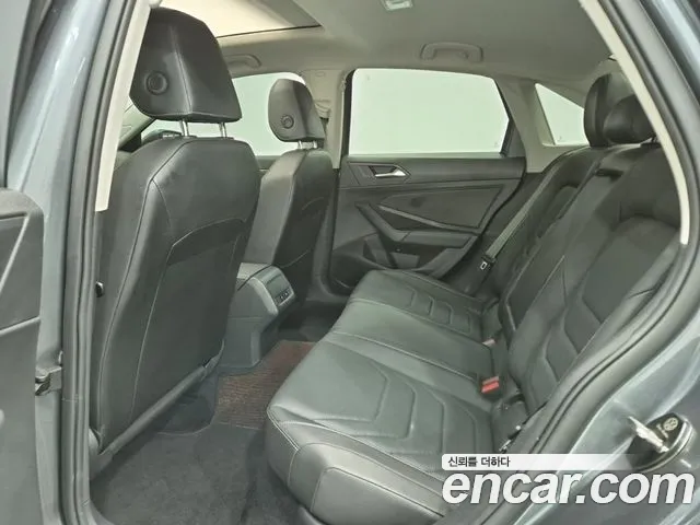 Volkswagen Jetta 2020 thumb 12