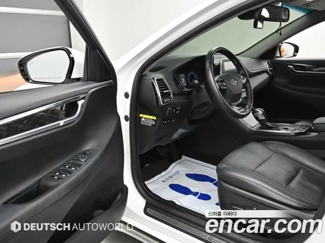 Hyundai Grandeur 2018 thumb 3