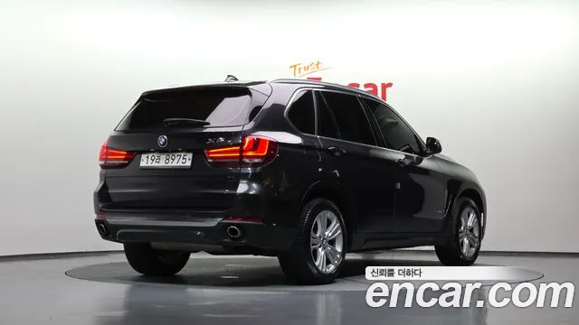 BMW X5 2014 thumb 9