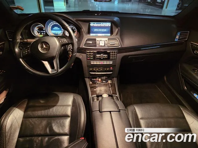 Mercedes-Benz E-Класс 2013 thumb 5