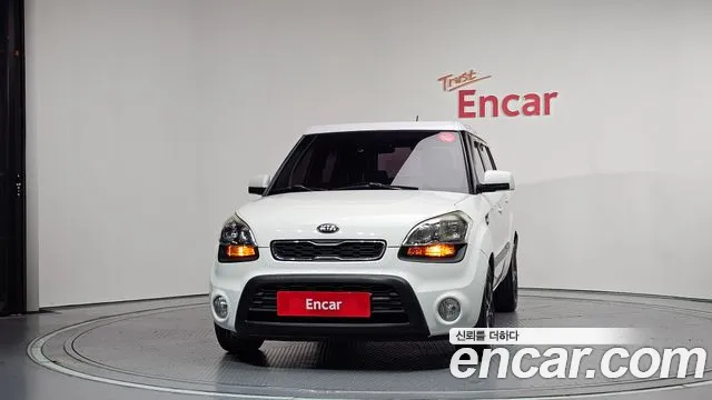 Kia Soul 2013 thumb 4