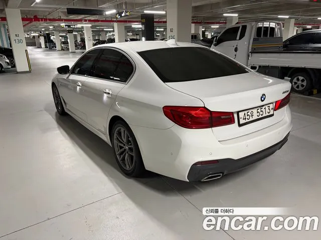 BMW 5 серии 2017 thumb 2