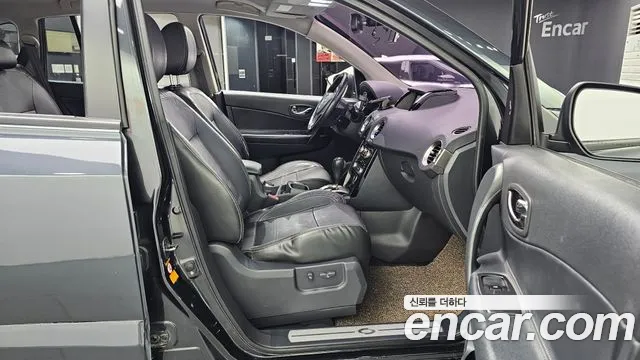 Renault QM5 2014 thumb 11