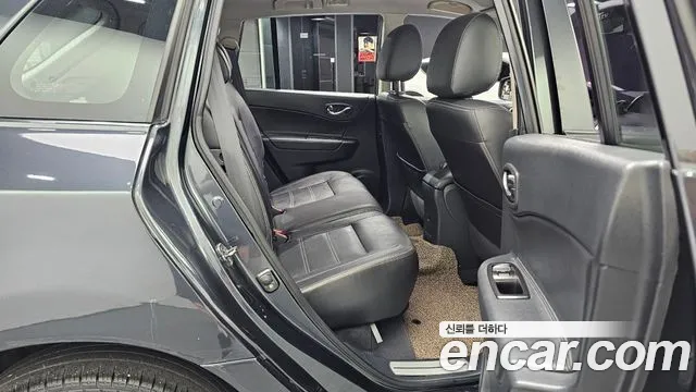 Renault QM5 2014 thumb 12