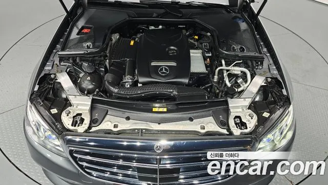 Mercedes-Benz E-Класс 2020 thumb 5