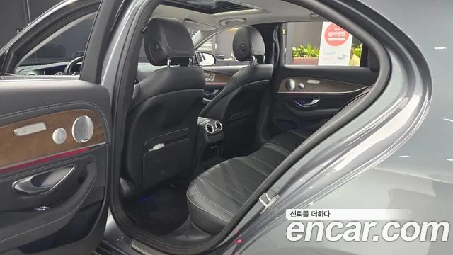 Mercedes-Benz E-Класс 2020 thumb 10