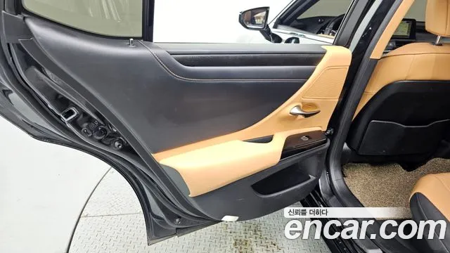 Lexus ES 2022 thumb 10