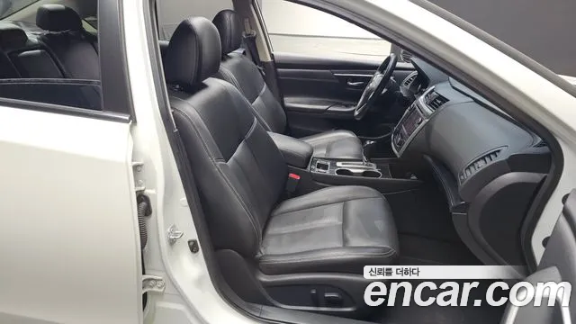 Nissan Altima 2017 thumb 10