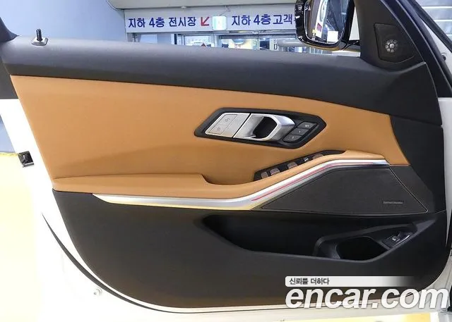 BMW 3 серии 2024 thumb 4