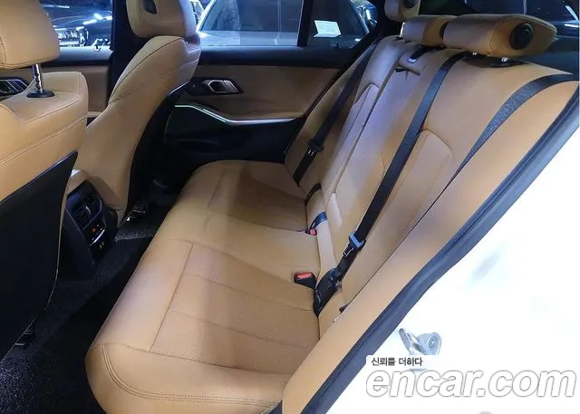 BMW 3 серии 2024 thumb 11