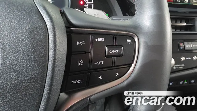 Lexus ES 2023 thumb 2