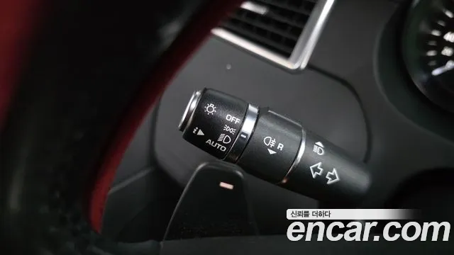 Land Rover Discovery Sport 2019 thumb 2