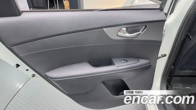 Kia K3 2018 thumb 9