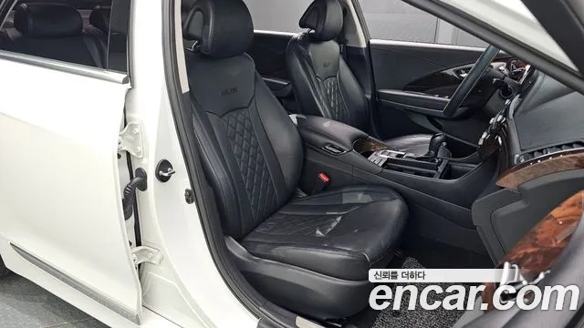 Hyundai Aslan 2015 thumb 12