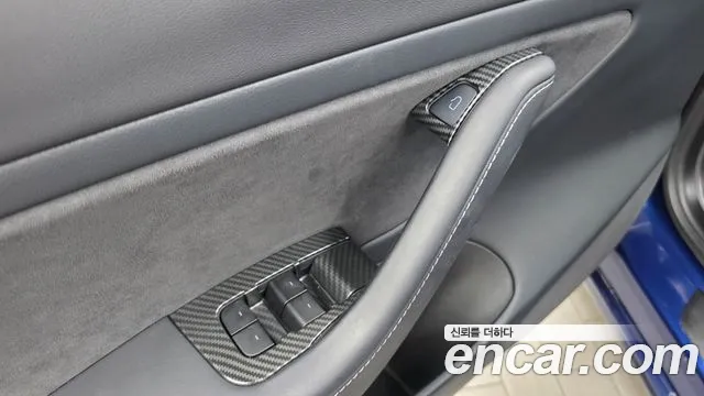 Tesla Model 3 2021 thumb 10